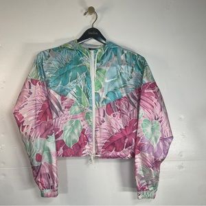 Nike Hyper Femme Crop Wind Runner Women’s Small Zip White Green Pink Polyester